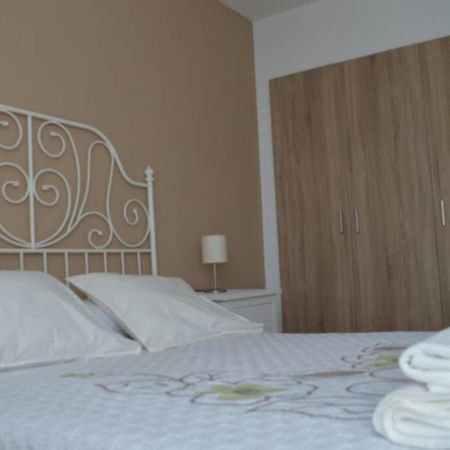 Apartamento Turistico Faro De Luno Сан-Висенте-де-ла-Баркера Экстерьер фото